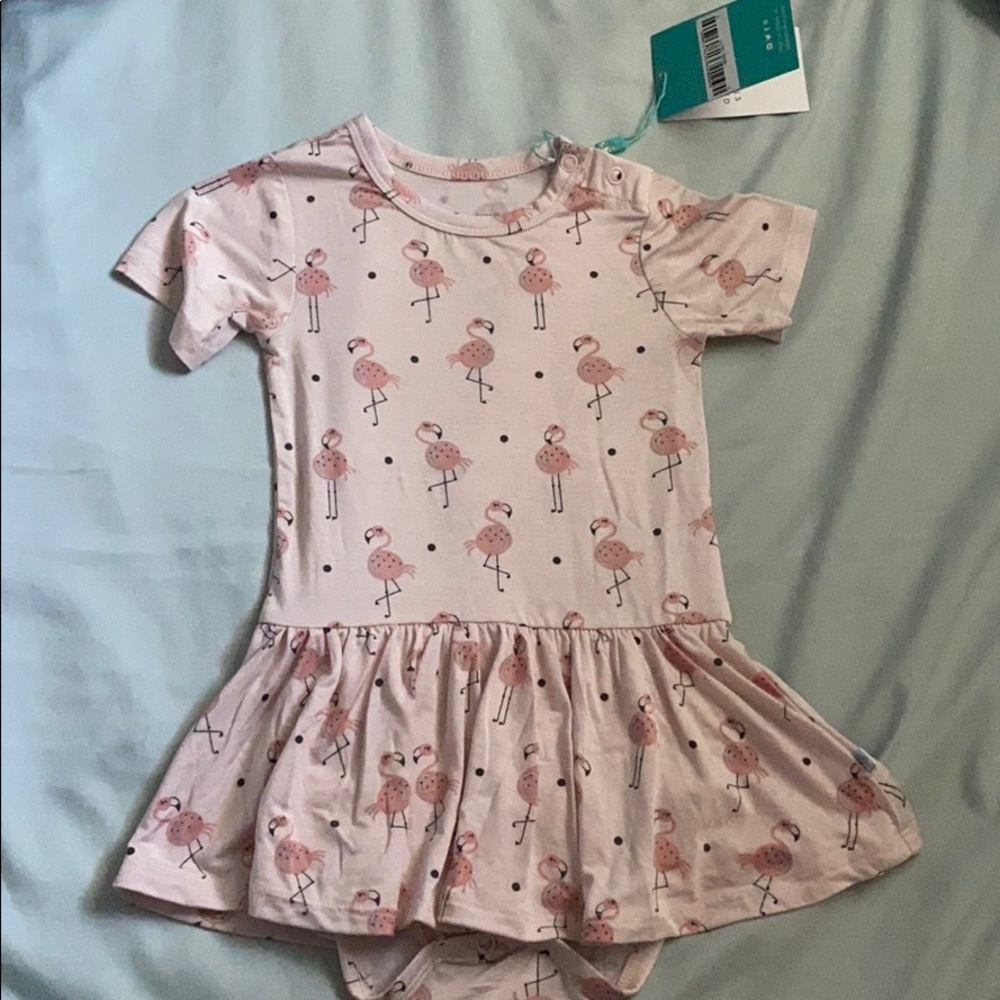 Posh Peanut Frida Short sleeve twirl bodysuit